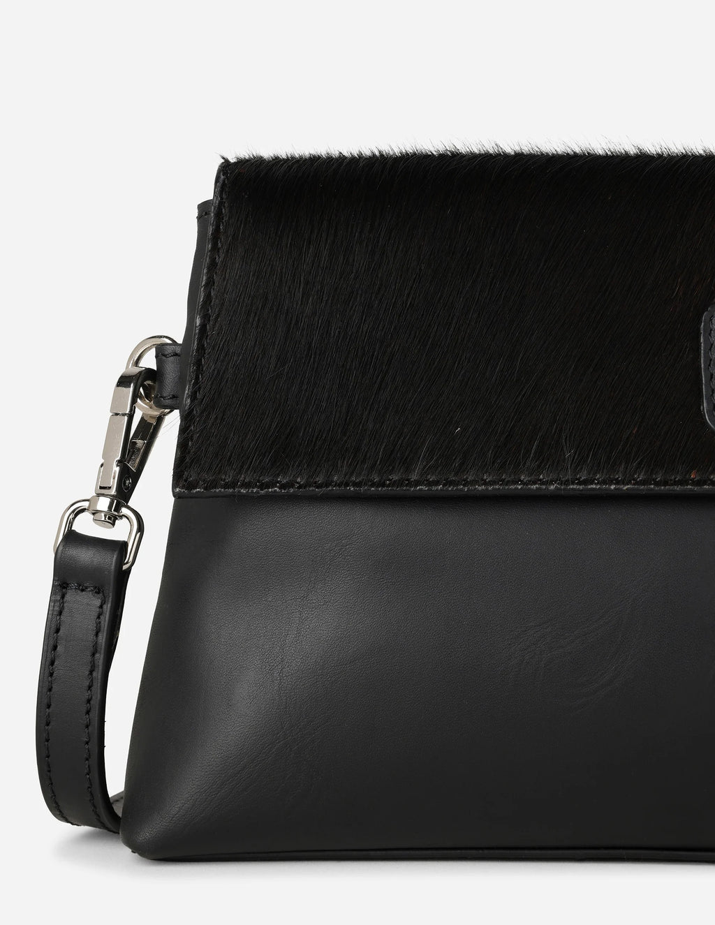 Hyna Riquezana Clutch (Black & White)